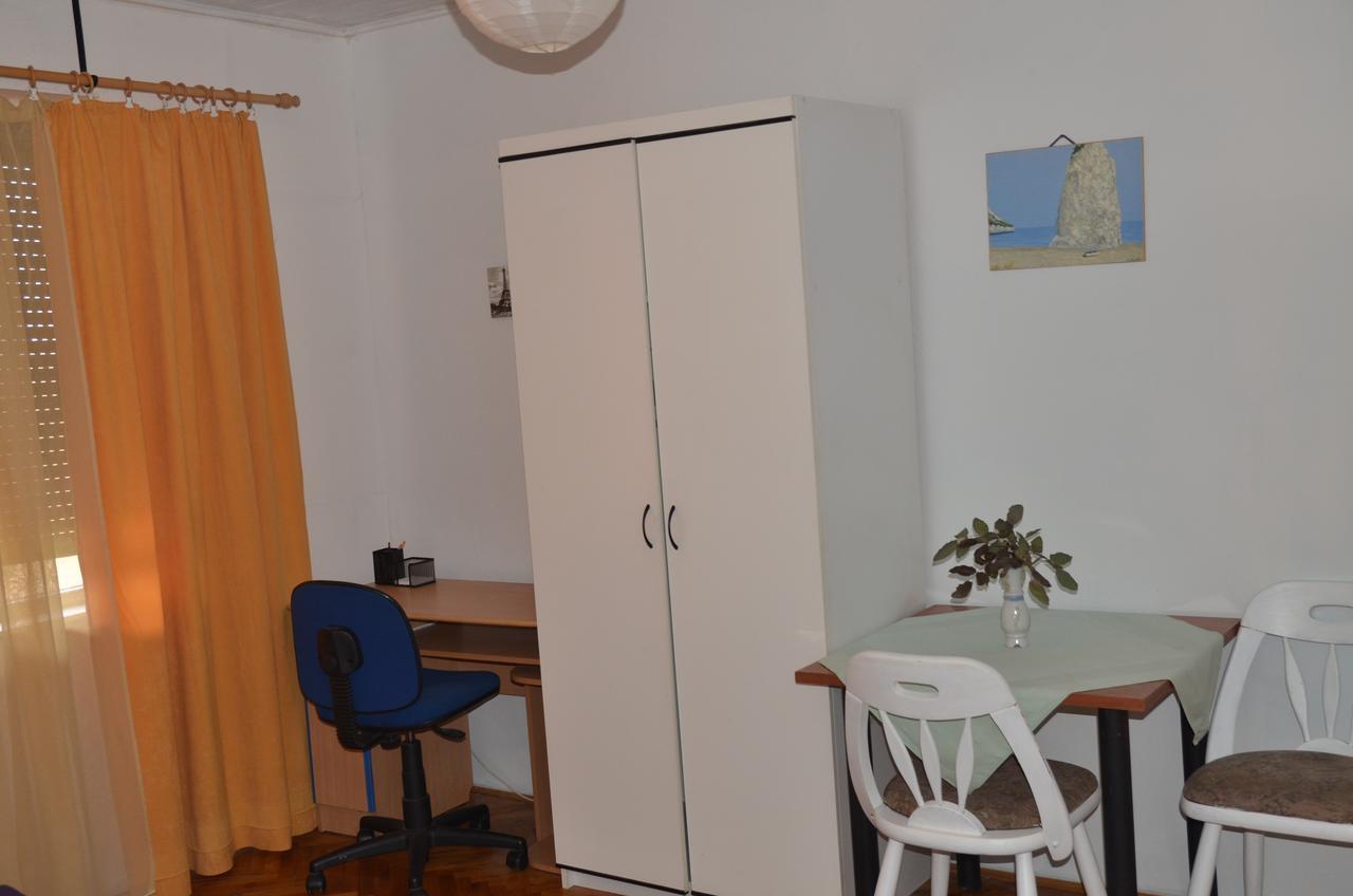 Rooms Mila Rezovac Luaran gambar